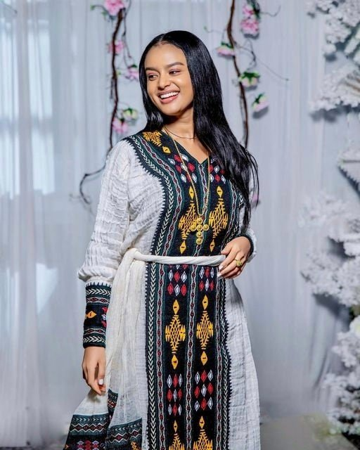 Authentic Ethiopian Dress from Axum | Fetil Habesha Kemis – የአክሱም ፈትል ቀሚስ